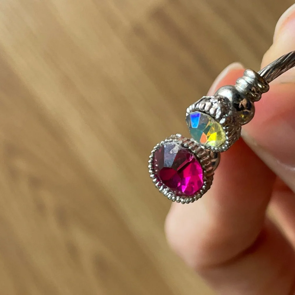 🟢3/$15 💎magenta and iridescent gem ring